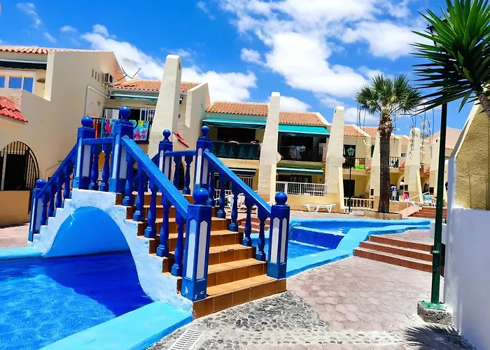 Fantastic 3 Bedrooms Mareverde, Wifi Free Holiday home *