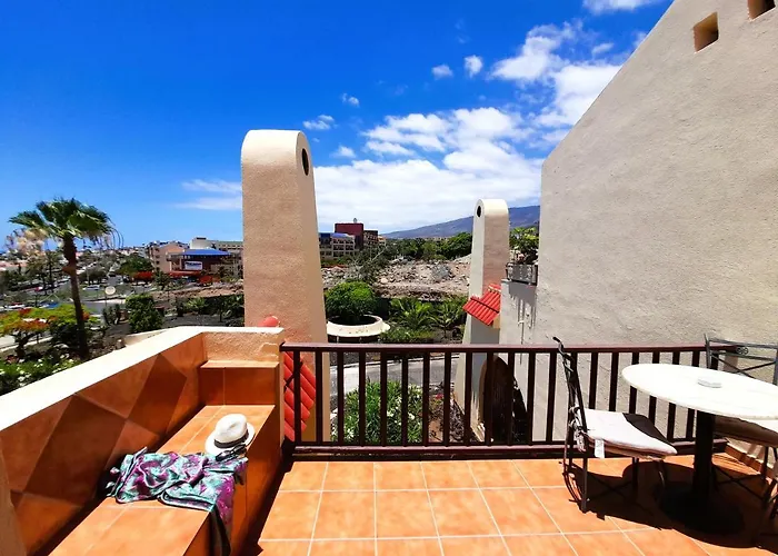 Holiday home Fantastic 3 Bedrooms Mareverde, Wifi Free